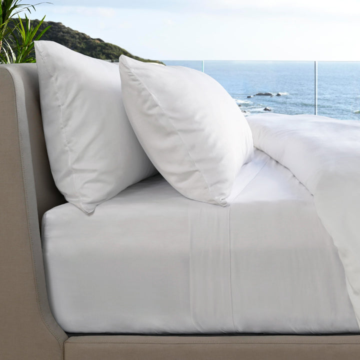 Resort Bamboo Bed Sheets by Cariloha — White