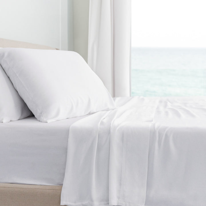 Classic Bamboo Bed Sheet Set by Cariloha — White