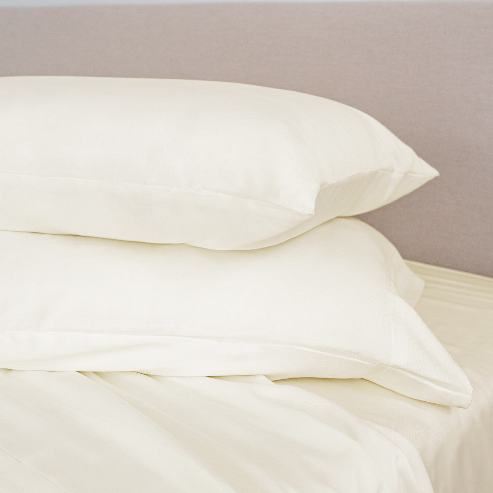 Classic Bamboo Pillowcase Set by Cariloha — Ivory